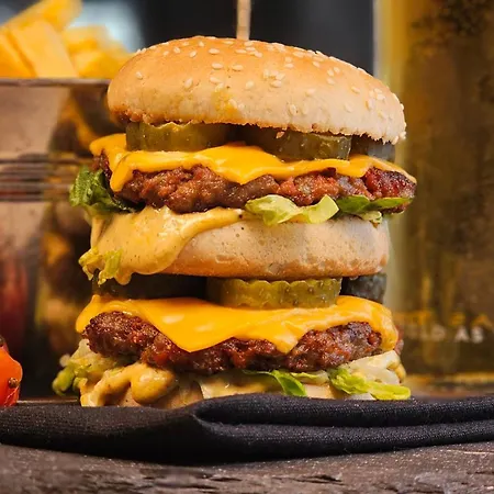 Hotel Moycarn & Marina