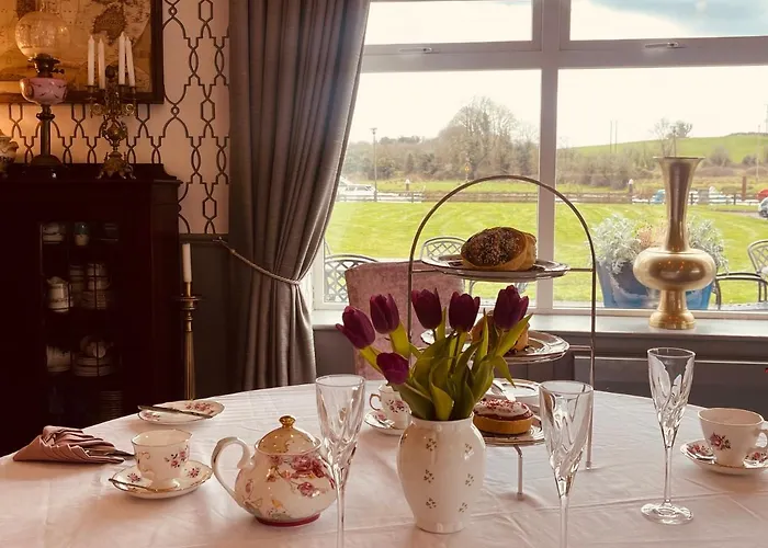 Moycarn & Marina Hotel